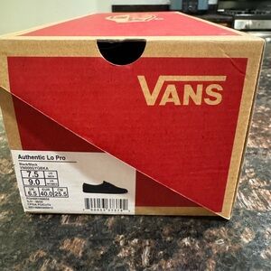 Vans Authentic Lo Pro Red and Black Box